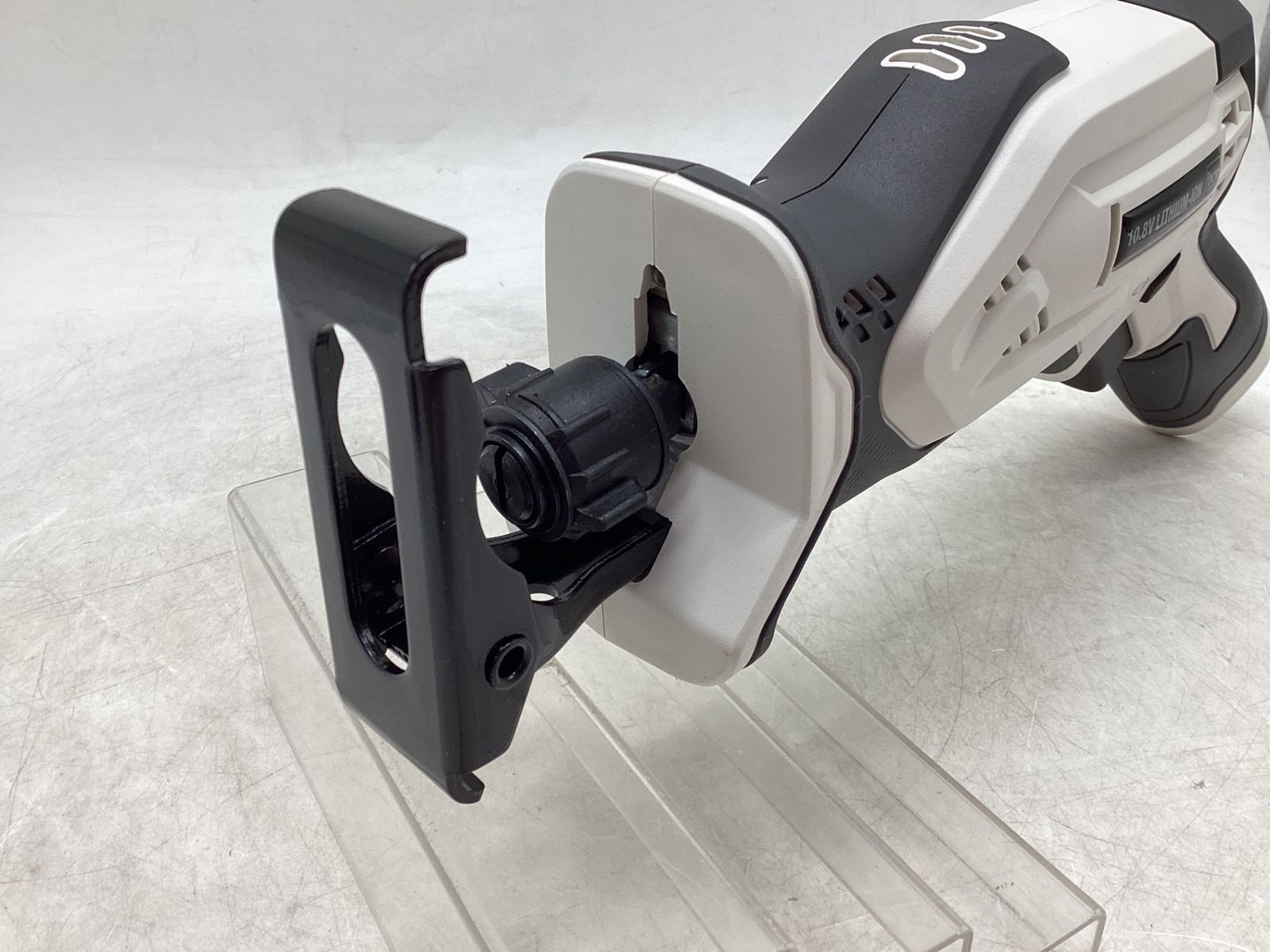 DCM 充電式レシプロソー