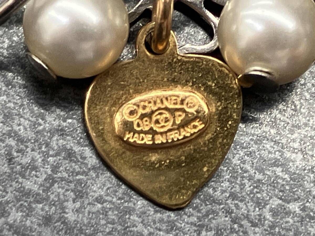 CHANEL シャネル 片耳ピアス 08 P ブランドアクセサリー - メルカリ