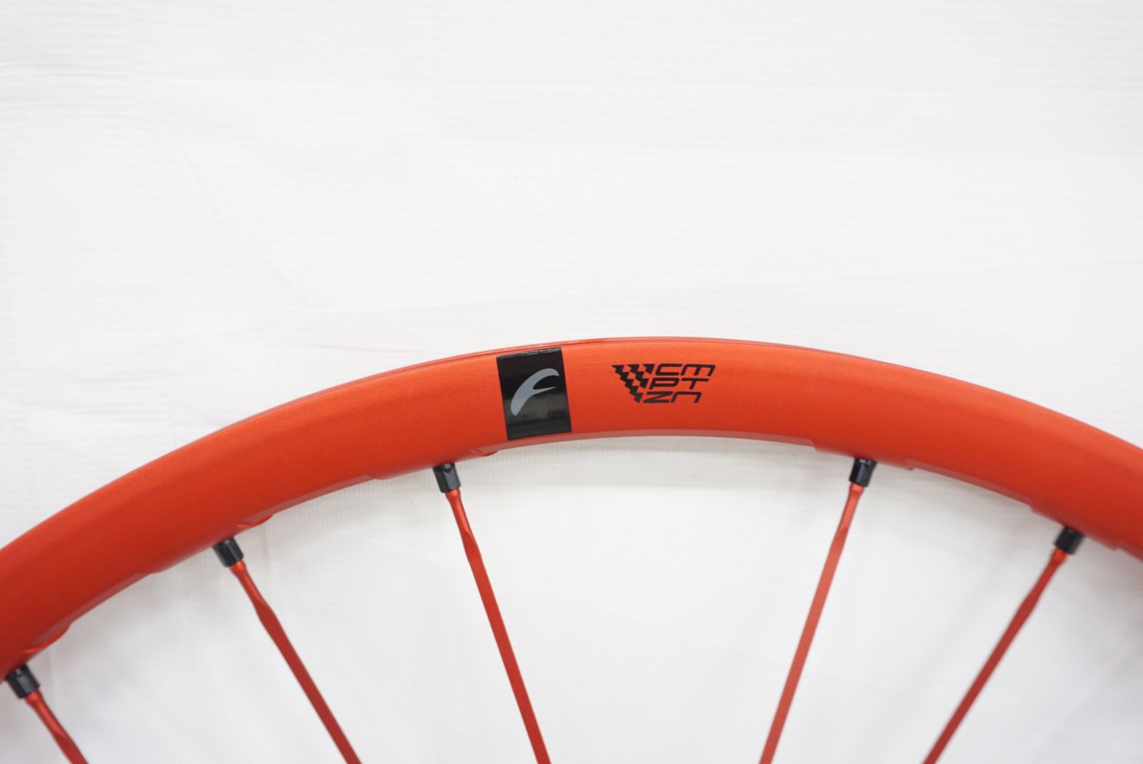 FULCRUM 「フルクラム」 RACING ZERO CMPTZN DB CUSTOM RED SPOKE