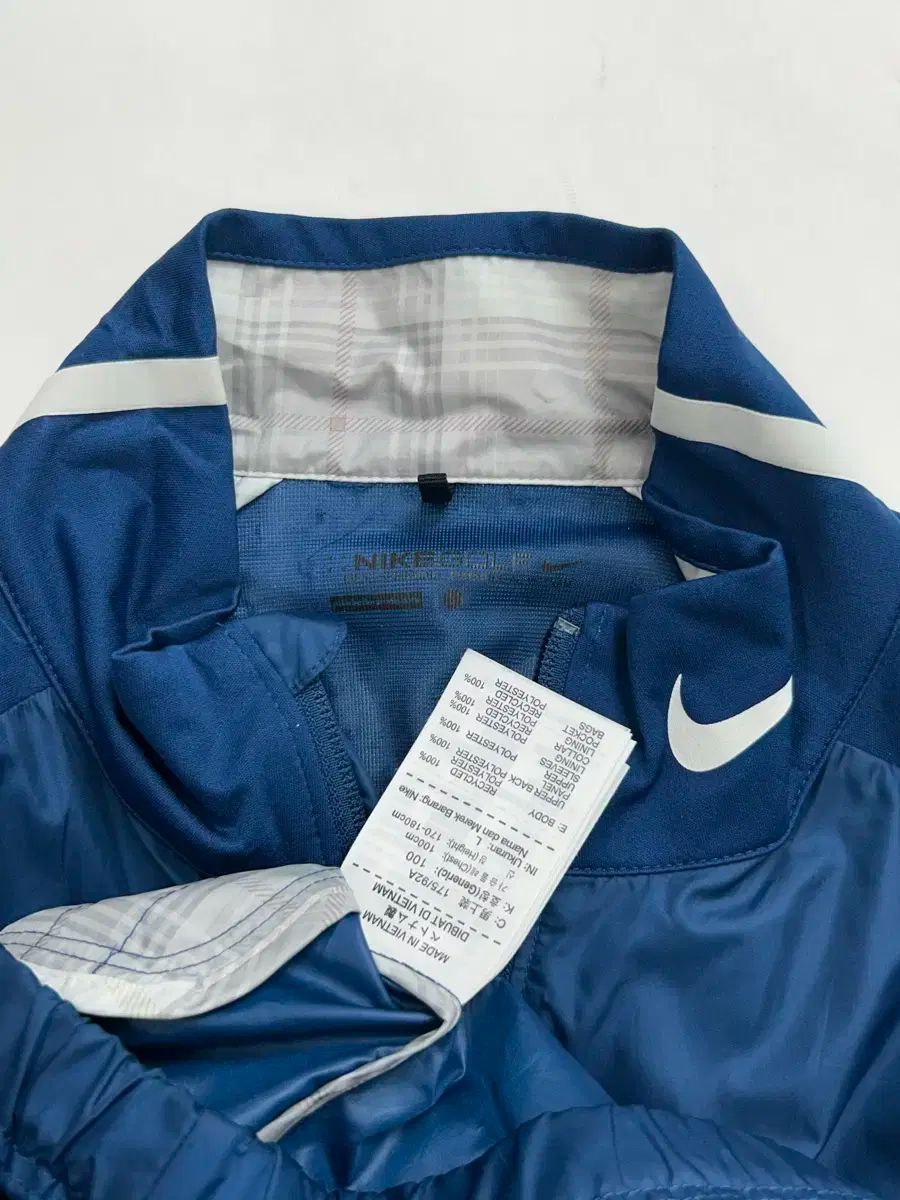 ウィンドブレーカー L