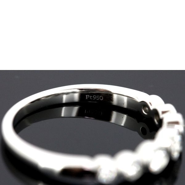 グラジュエイテッド リング