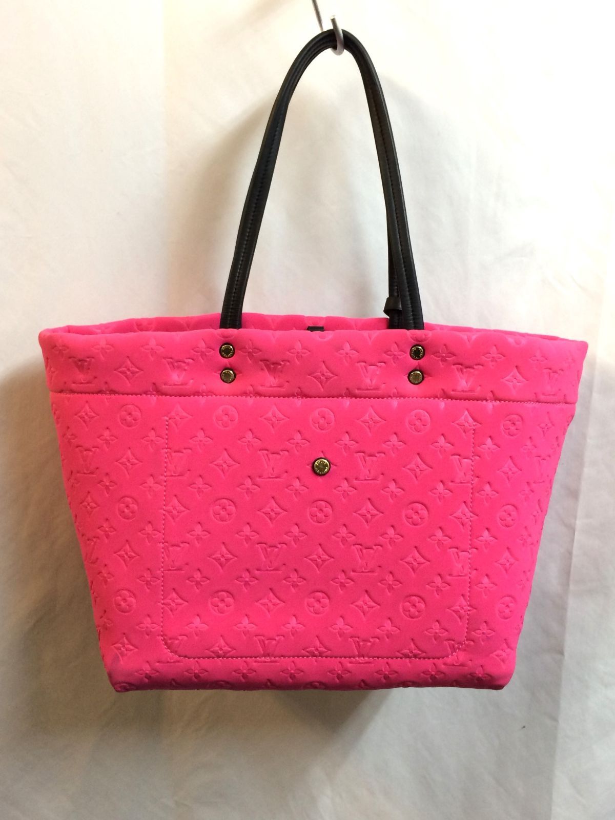 Louis Vuitton ルイ ヴィトン LV スキューバMM マイクロ