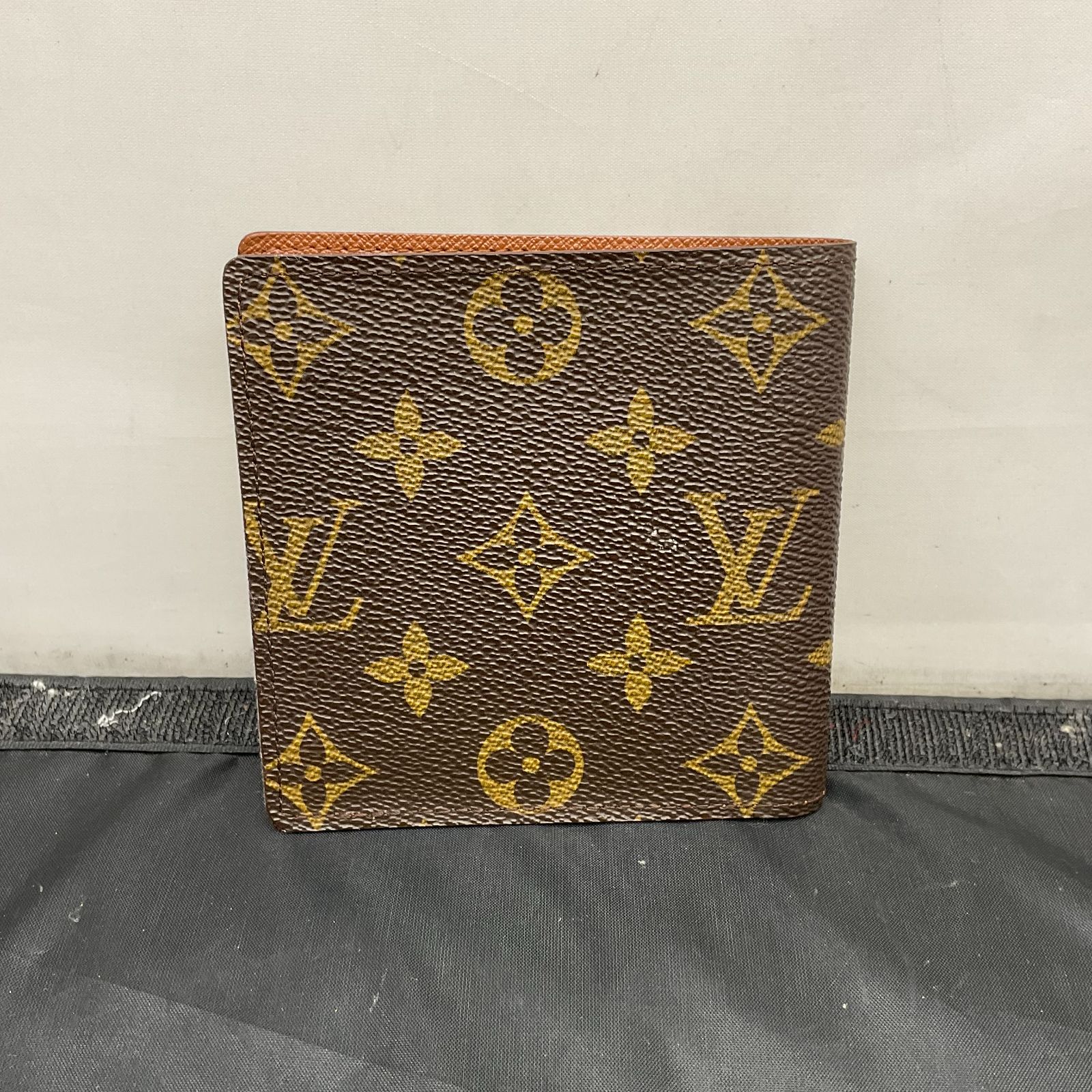 ルイヴィトン 財布 モノグラム ポルト ビエ B25091876