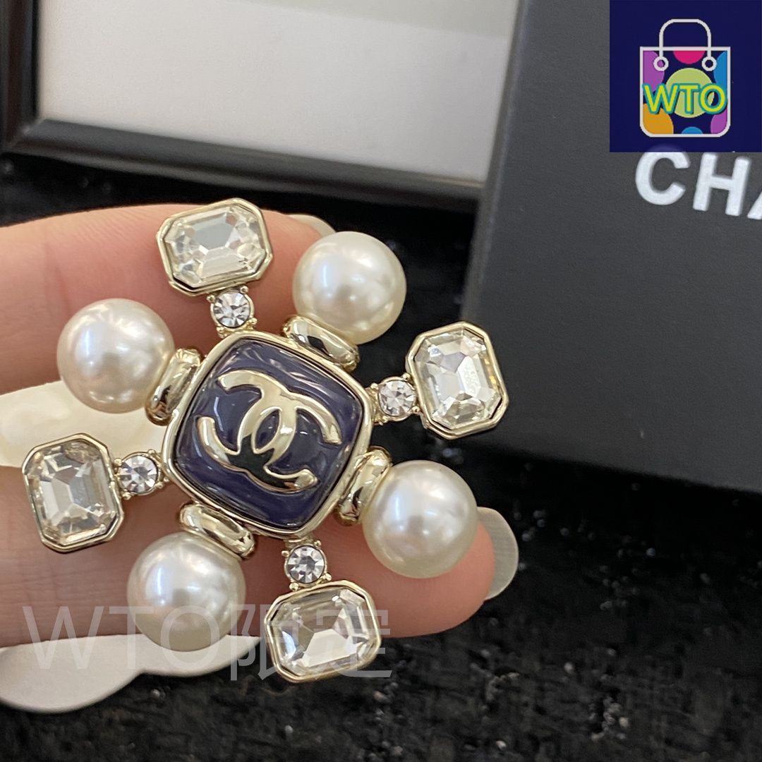 今日特価】CHANEL シャネル 22 年 高級ハンドメイド ブローチ