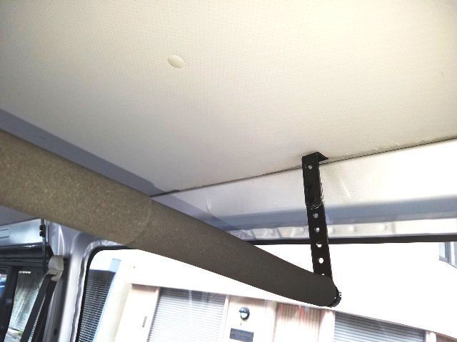 車内 ラック