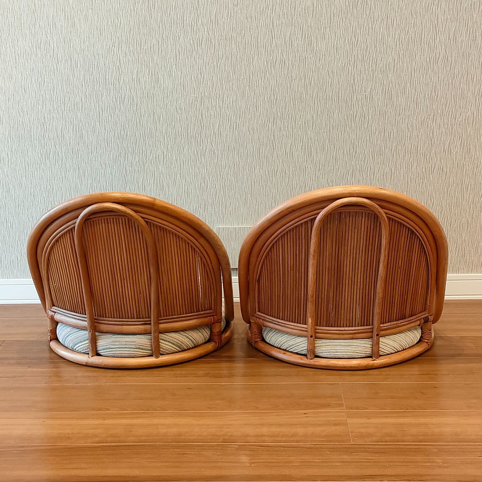 クッション付き