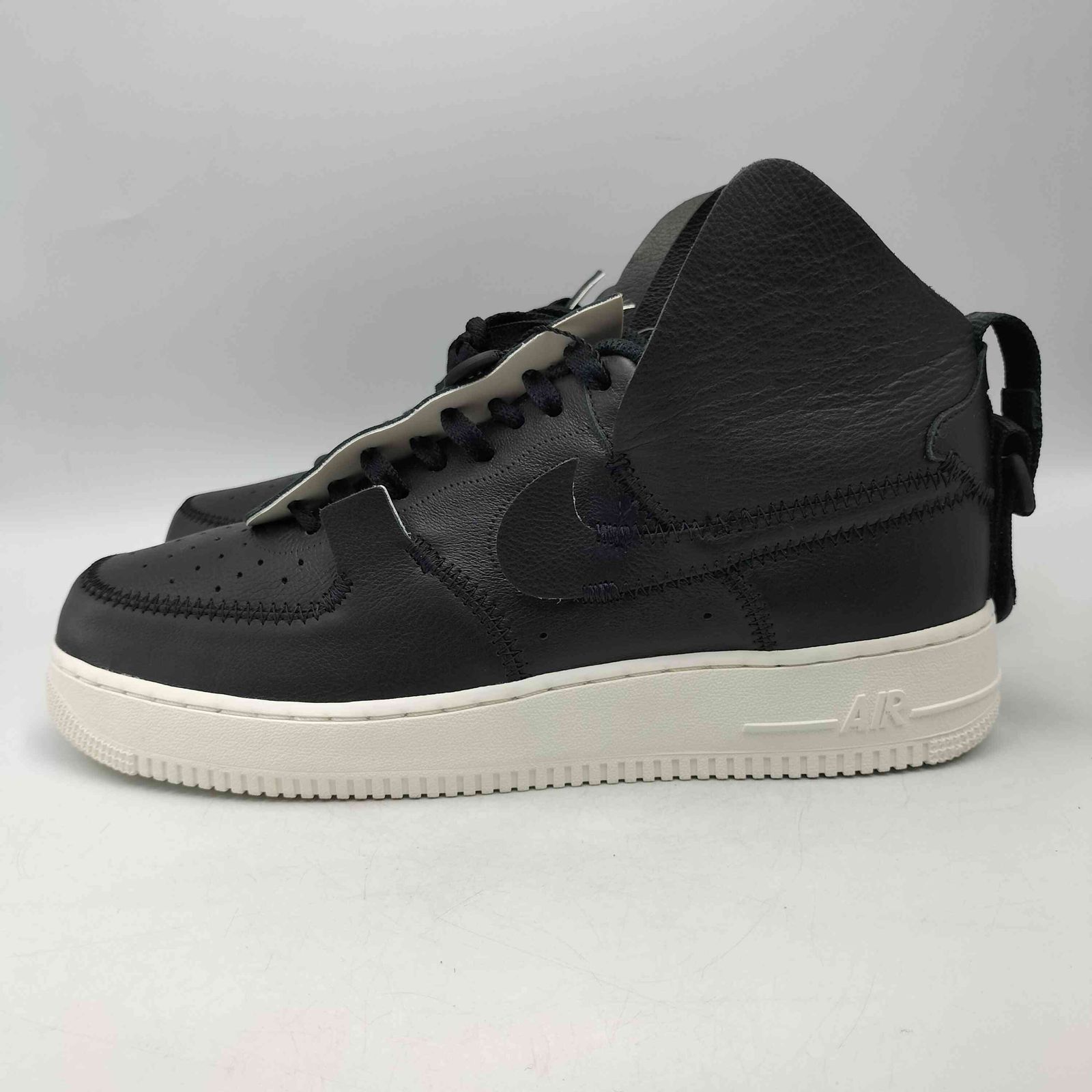 ナイキ NIKE