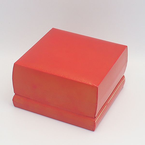 オメガ純正化粧箱(空箱) オメガの空箱は時計本体が無くても売ることが可能！ 千葉県の