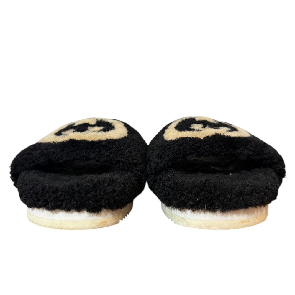 グッチ【美品】ボア　サンダル　35（22cm）ブラック　GUCCI 美品 GUCCI グッチ インターロッキングG ムートン ボア サンダル 35