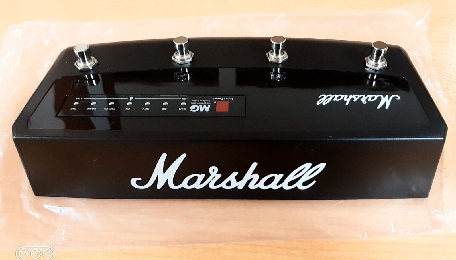 楽器(専用)Marshall MG30CＦＸ(廃盤レア)+ MG専用フットスイッチ - ギターアンプ