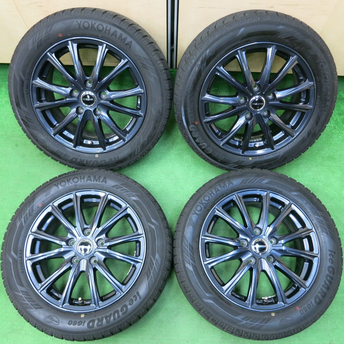 ボルボ V50 スタッドレス４本セット 205/55R16 バリ山　2023年製 スタッドレスタイヤ205/55R16☆ボルボV50・V40☆バリ山☆