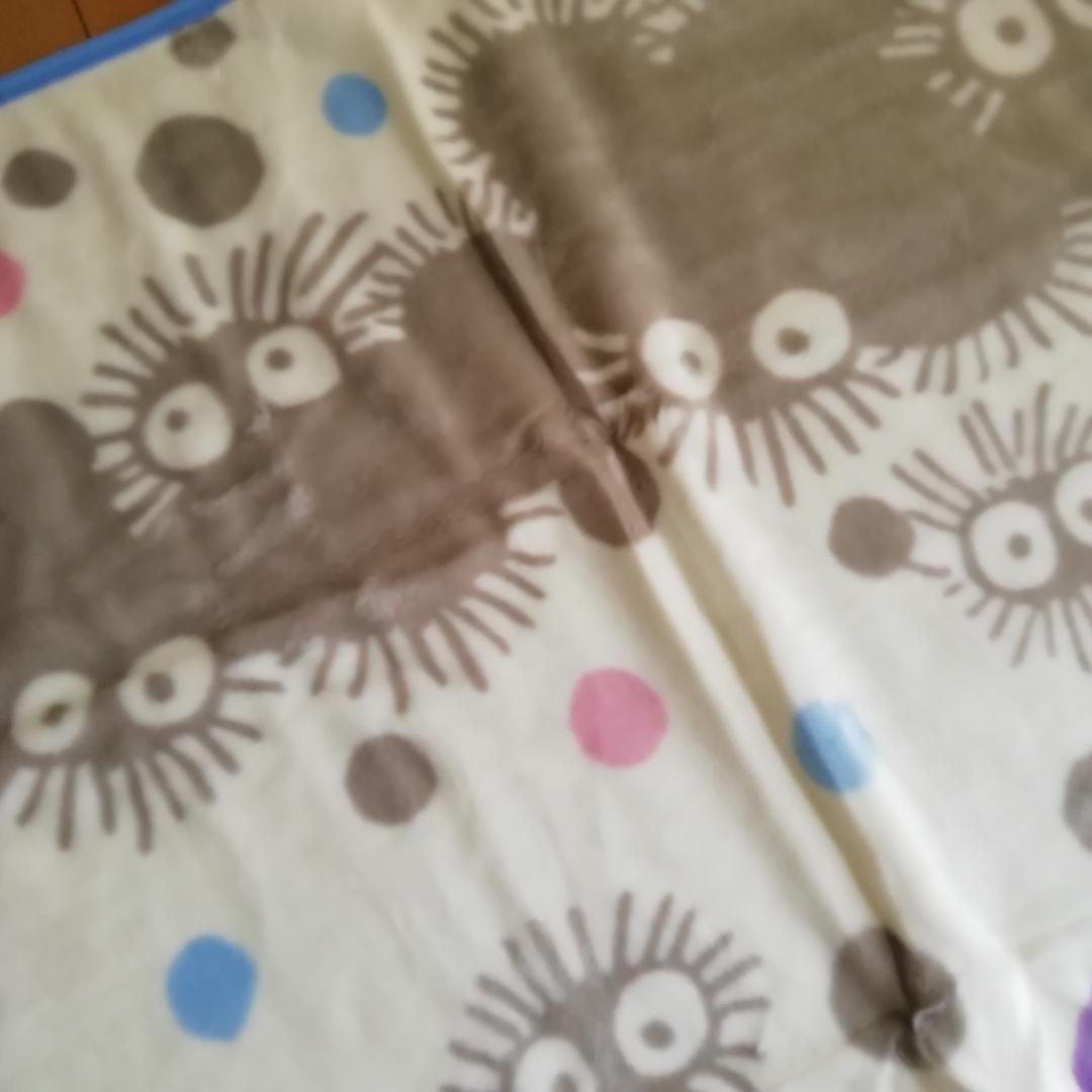 トトロ 毛布 ふわふわ ジブリ まっくろくろすけ 送料無料♪新品となり