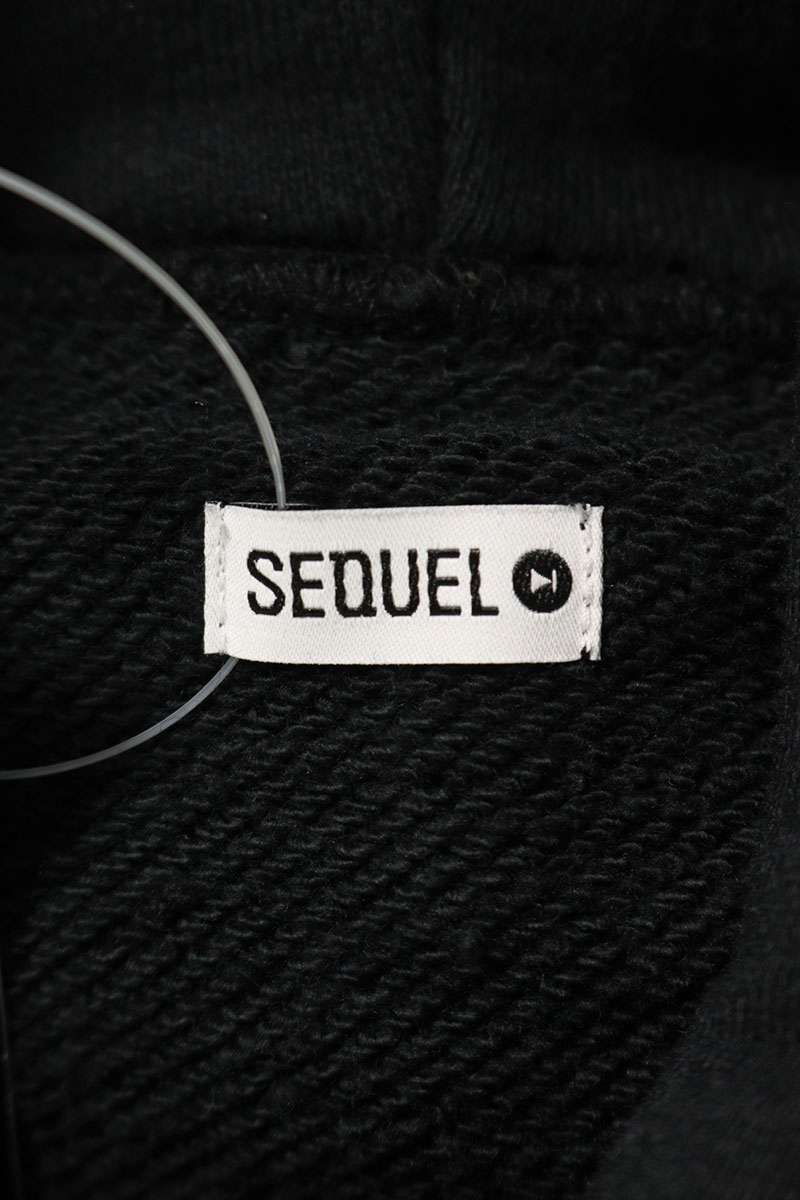 シークエル 24AW SQ-24AW-SWCS-03 アニメプリントパーカー メンズ S  