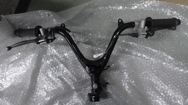 CBR1100XX レギュレター ホンダ 純正 中古 バイク 部品