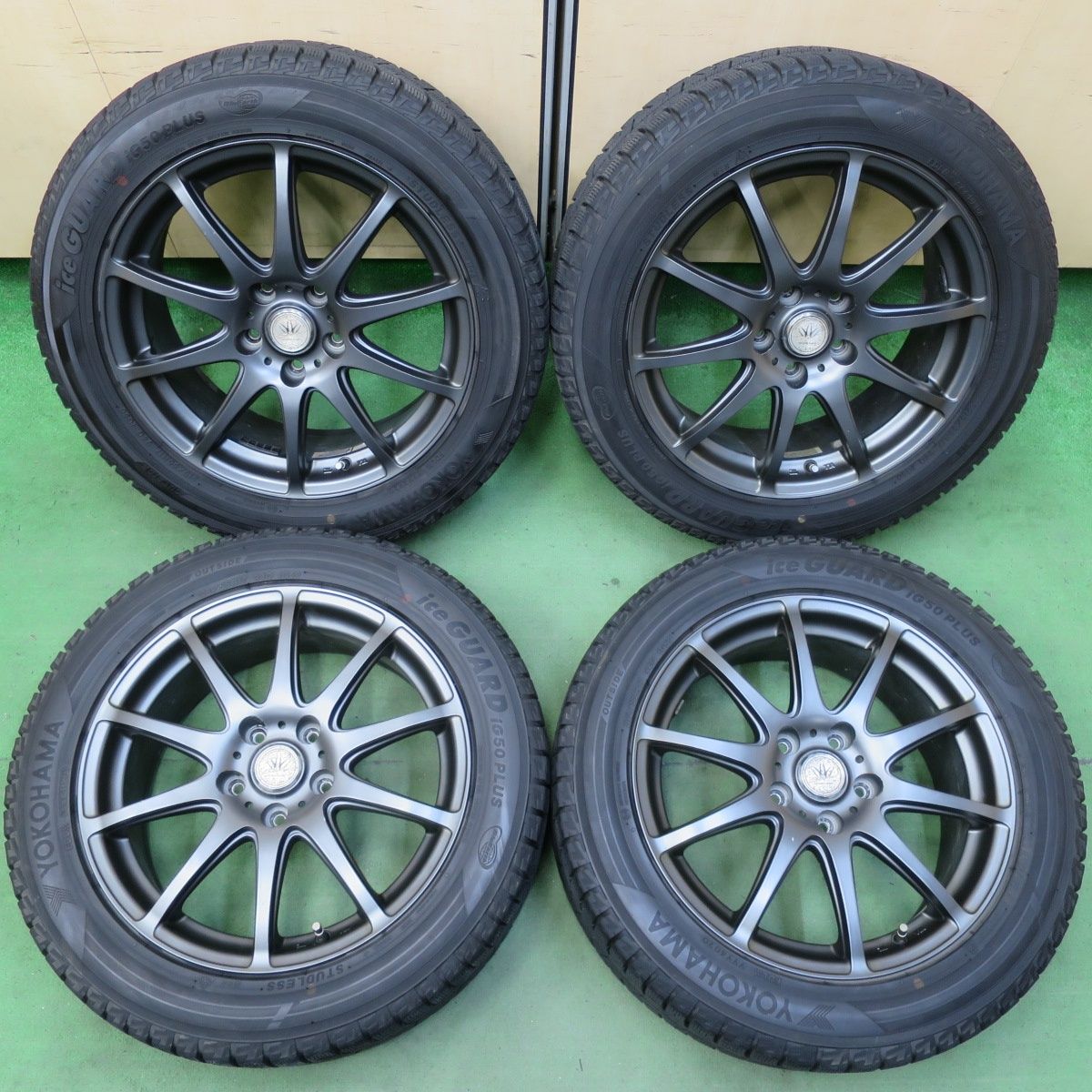バリ溝 9.5分 LOXARNY SPORT 215|55R17 スタッドレス ヨコハマ アイスガード iG50 プラス 17インチ ロクサーニ スポーツ PCD114.3|5H 5051902イス
