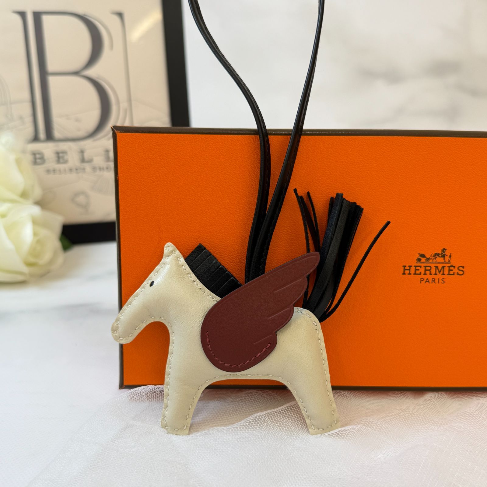 エルメス ロデオ チャーム PM ソーブラック アニューミロ A刻印 HERMES