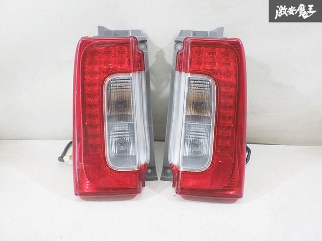 【ご予約品】 点灯OK！】 ダイハツ LED 2015年 タント LA610S LA600S 純正 パーツ