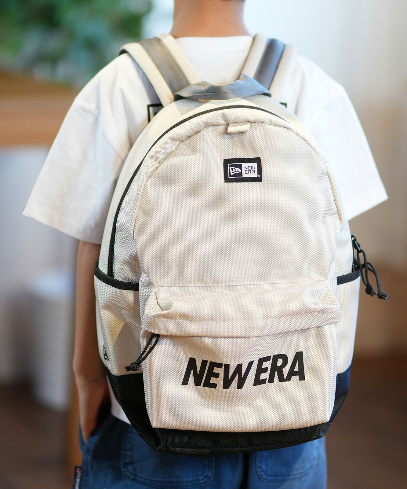 【ムラスポ公式】新品 NEW ERA ニューエラ キッズ リュック バックパック Youth ライトパック 18L ワードマークロゴ ストーン 14521292
