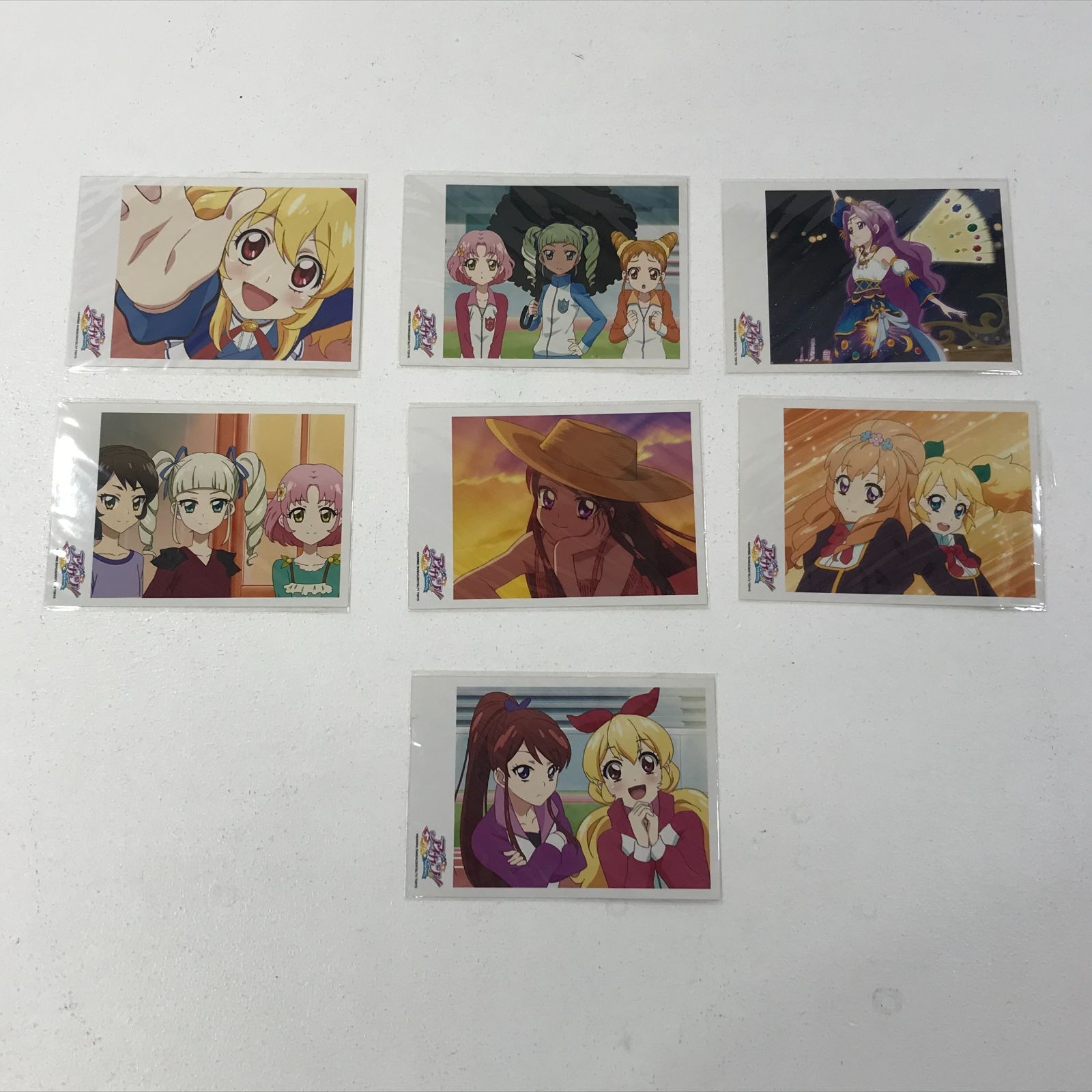 アイカツ オフィシャルショップ 限定 ブロマイド 星宮いちご3枚