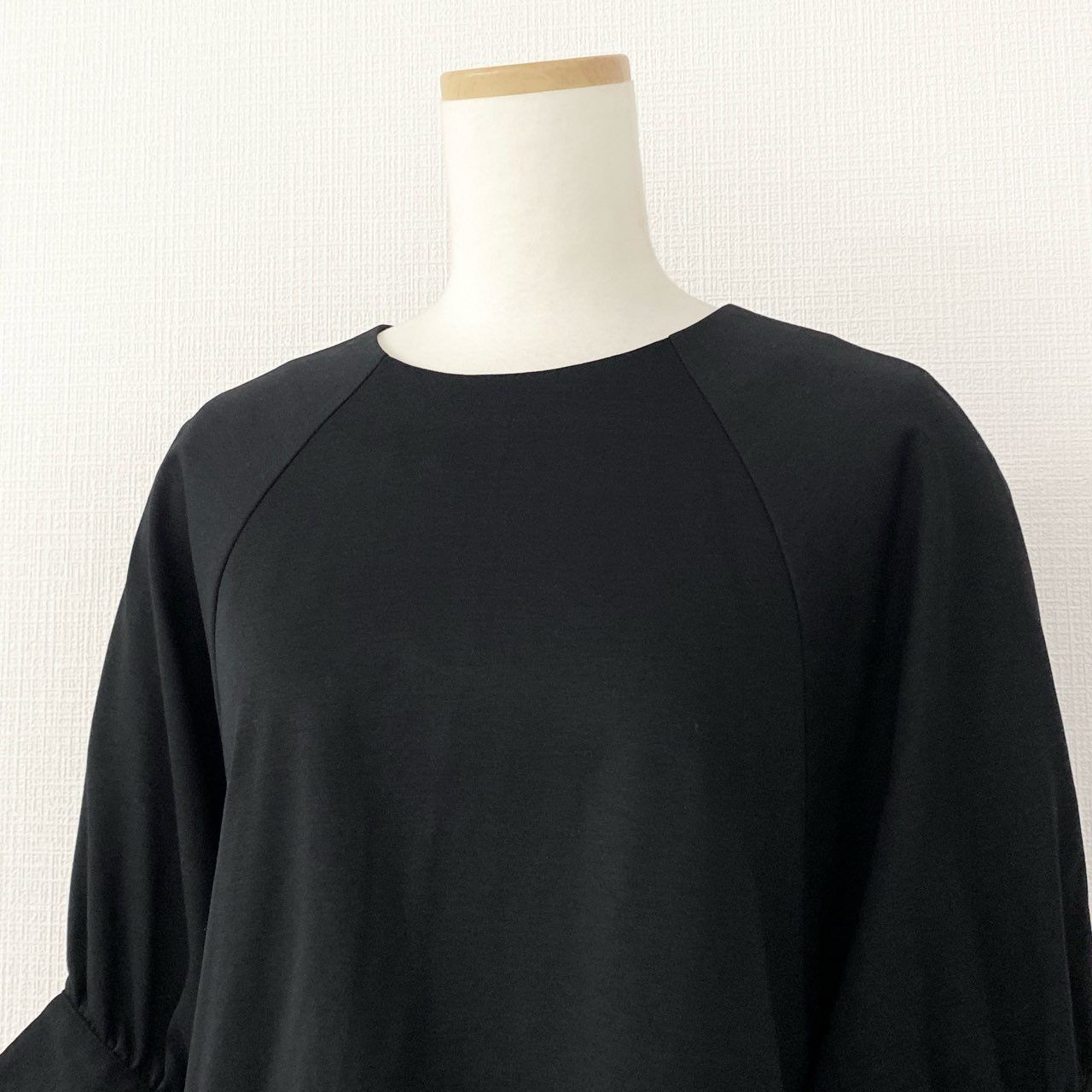 ADORE プレミアムコットンバックパールボタンカットソー 38 【公式通販】