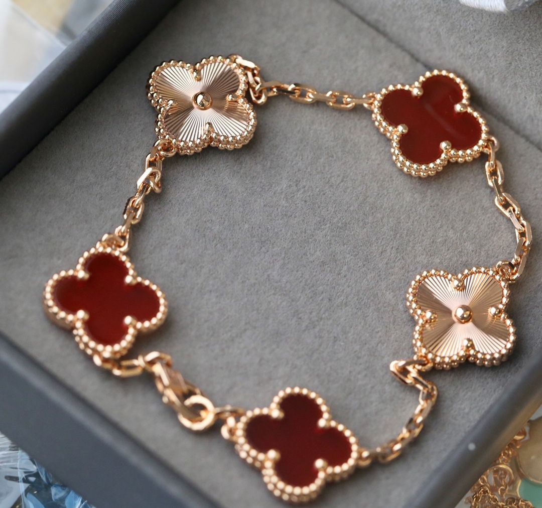 Van Cleef & Arpels VCA 四つ葉のクローバー 5 花 ブレスレット
