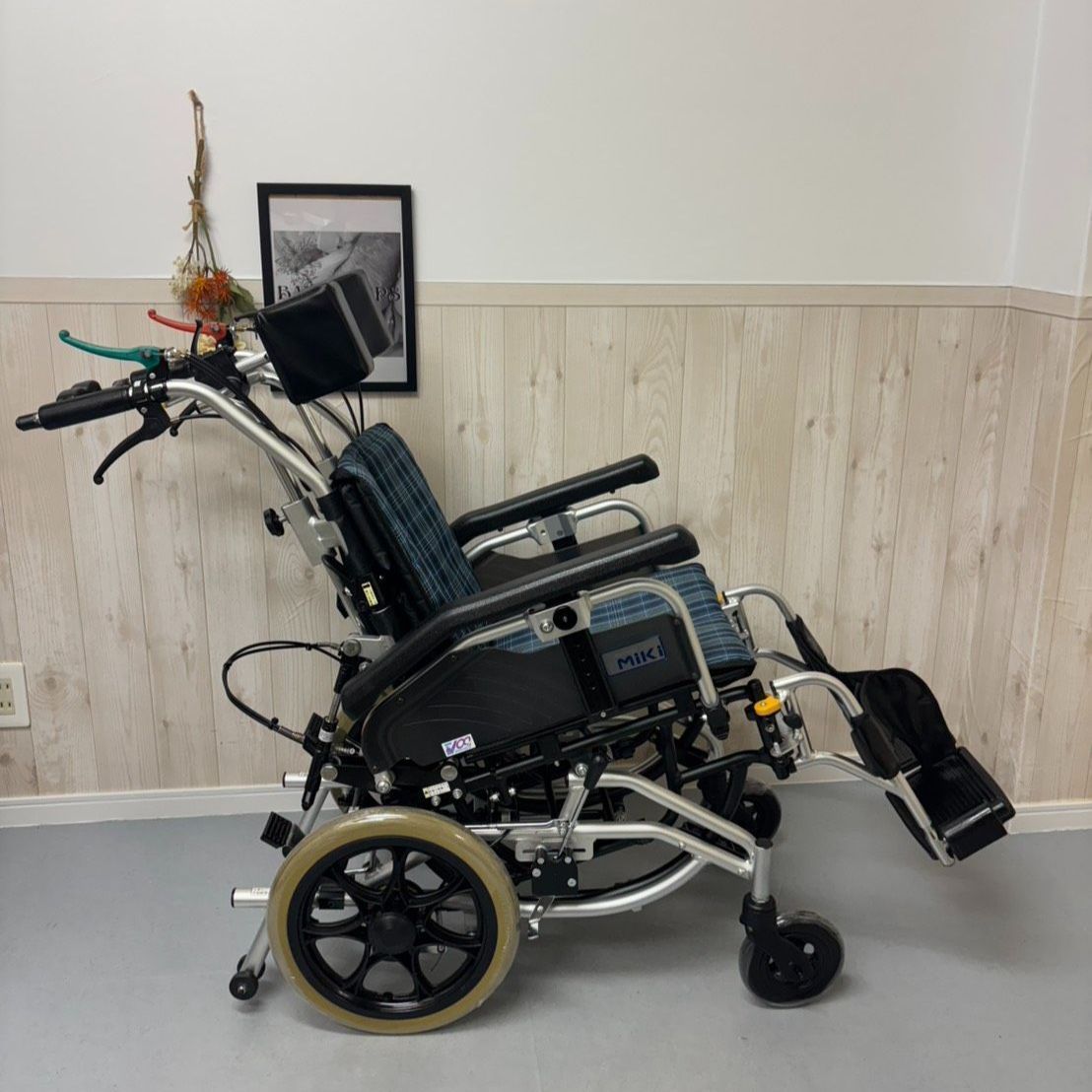 SKT-8 Miki 介助型車椅子 ティルト リクライニング コンパクト 車椅子