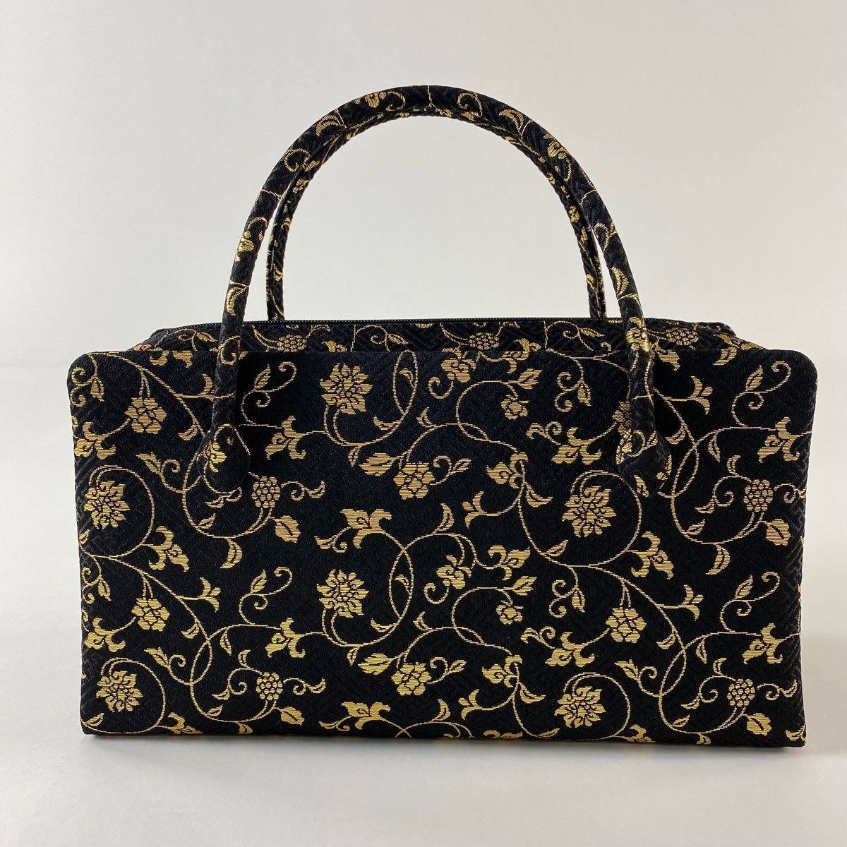 和装バッグ 美品 優品 セミフォーマル 利休バッグ 花唐草 箔 黒 正絹