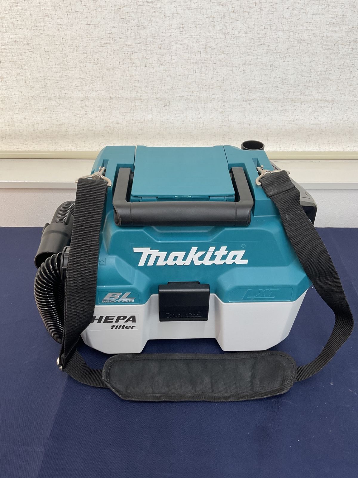 【未使用品】マキタ(makita) 18Vコードレス生垣 MUH407DWF マキタ MUH407DWF 400mm充電式生垣バリカン 18V セット品(本体