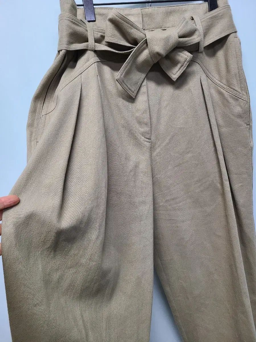 ワイドパンツ