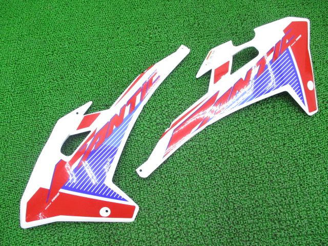 エンデューロ250 シュラウド 左右 白 ファンティック 純正  バイク 部品 FANTIC ENDURO コンディション良好 割れ欠け無し Po