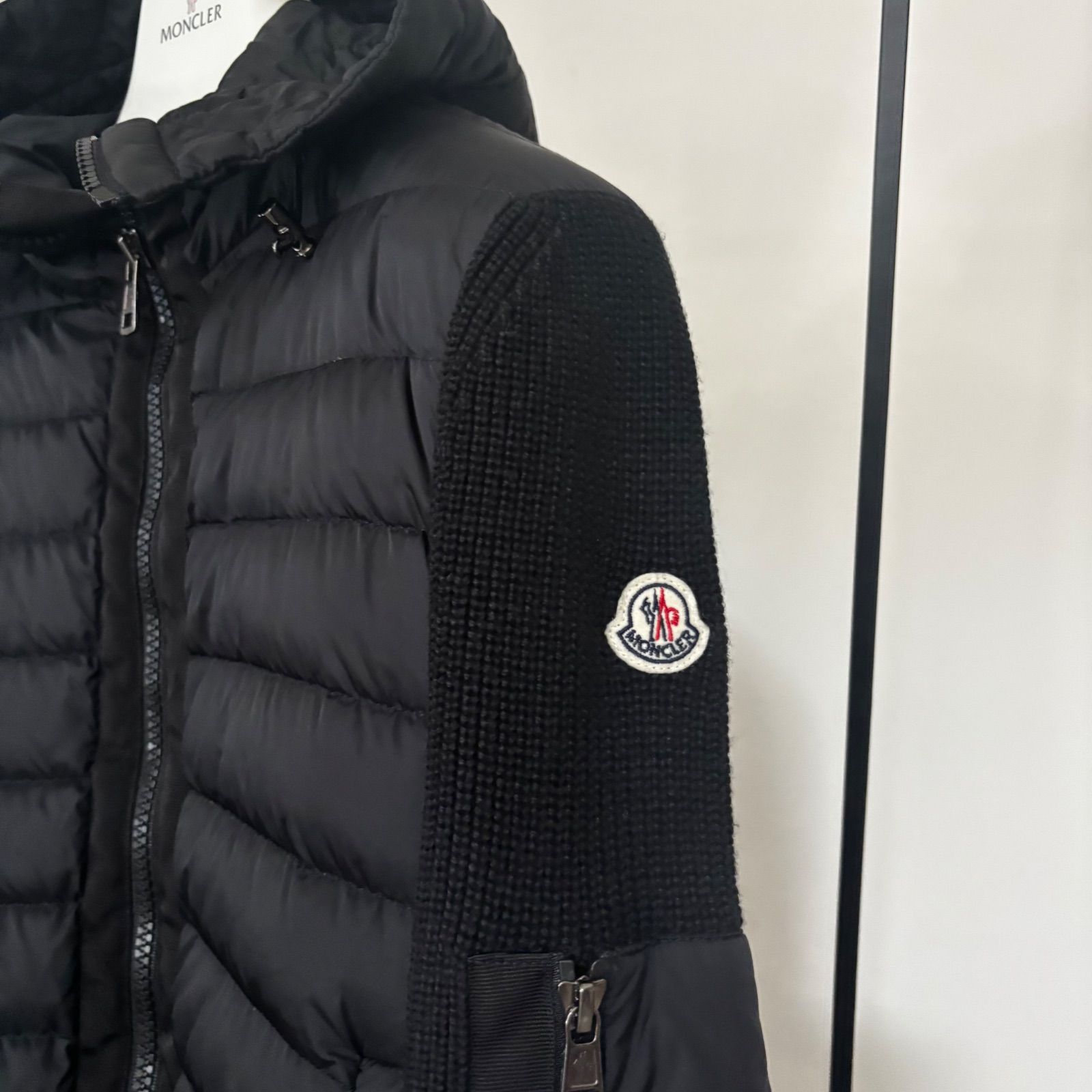 モンクレール☆ハイブリッドダウンニット☆定番☆M☆ブラック☆国内