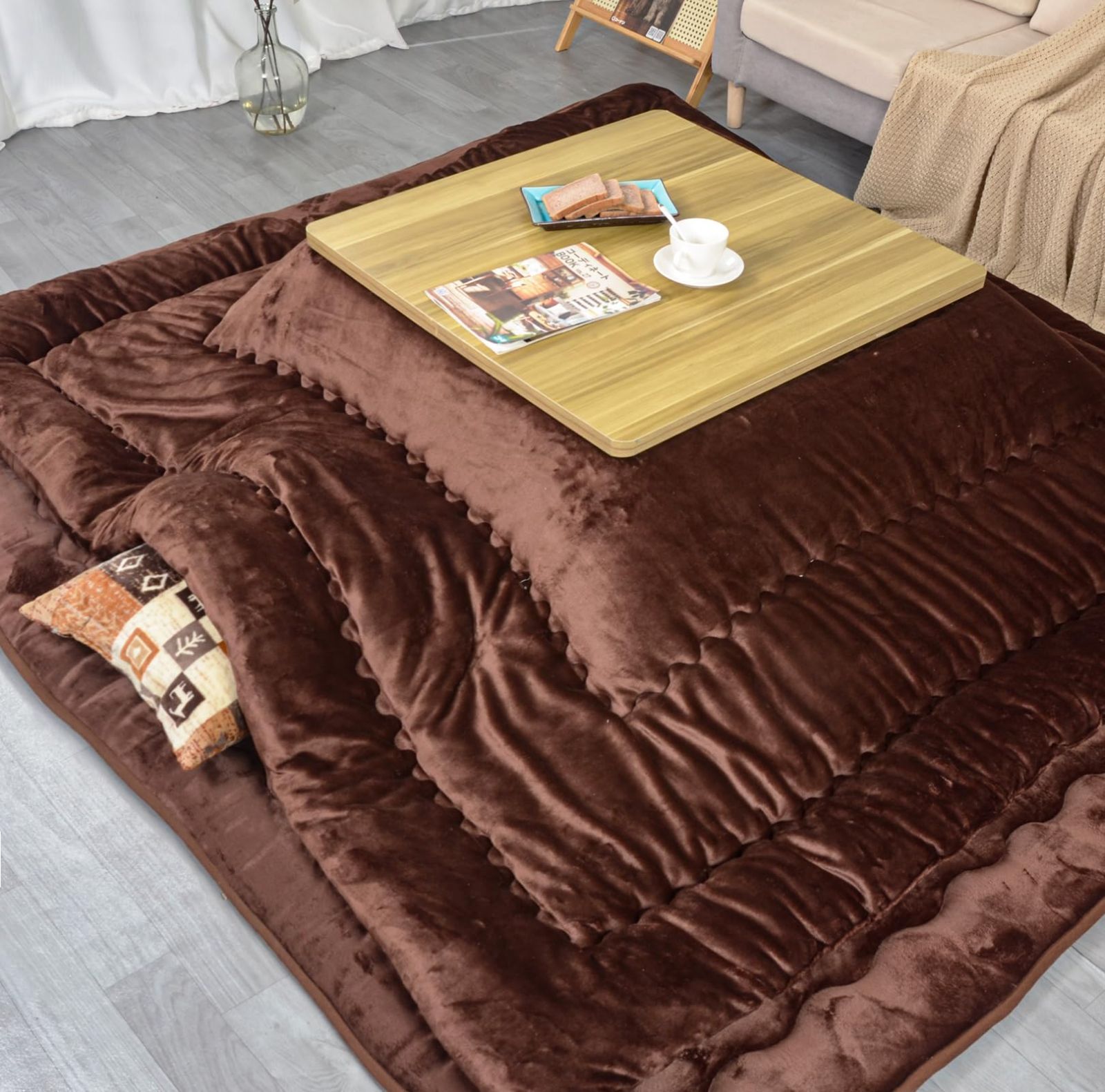 Peto-Raifu あったか こたつ掛け布団 薄掛け こたつ布団 正方形 フランネル こたつふとん 掛け布団 薄掛けこたつ布団 暖かい こたつ用掛け布団 省スペース シンプル 無地 ブラウン 185x185cm