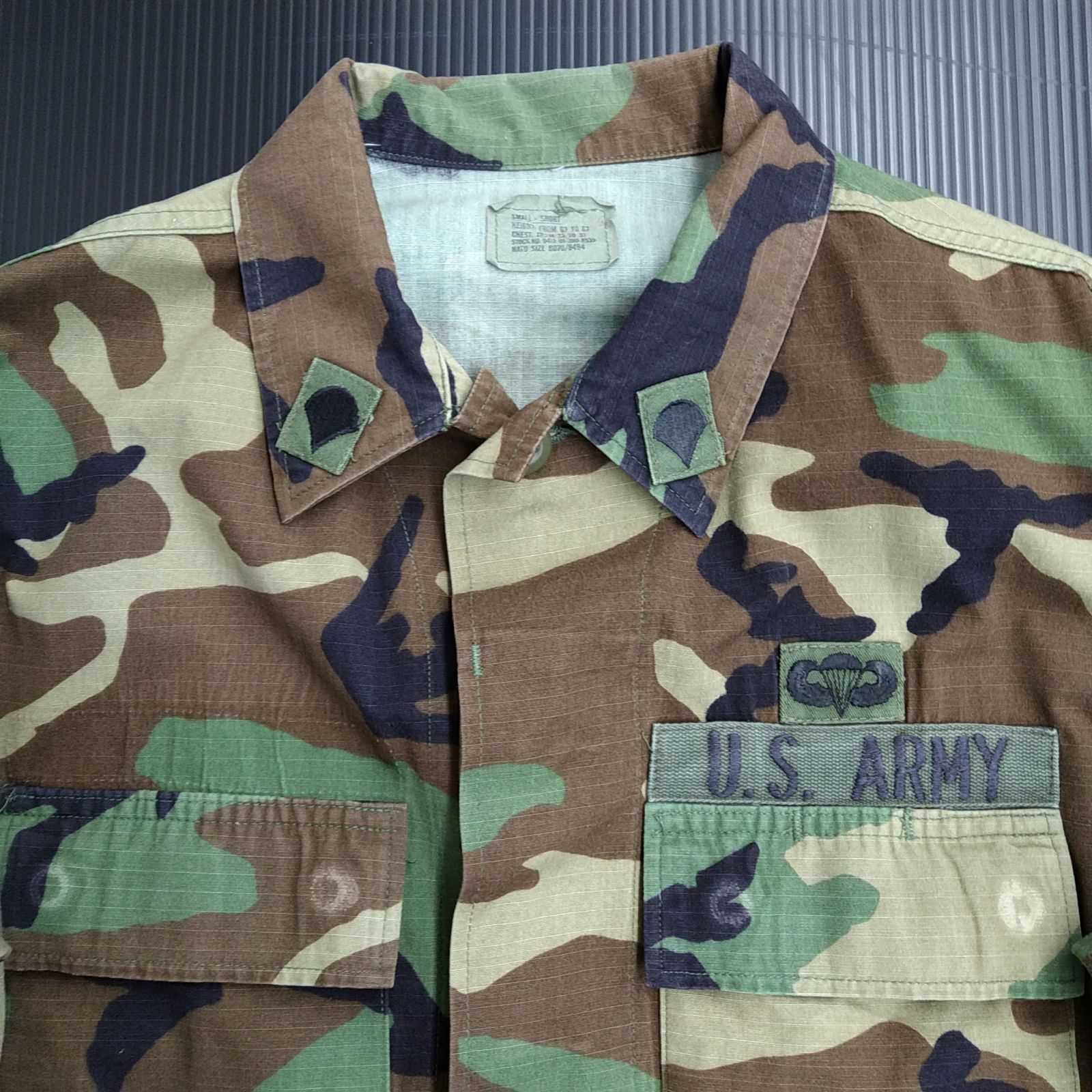 ウッドランドBDU ジャケット 第1騎兵師団 空挺記章 パッチ Sサイズ A41