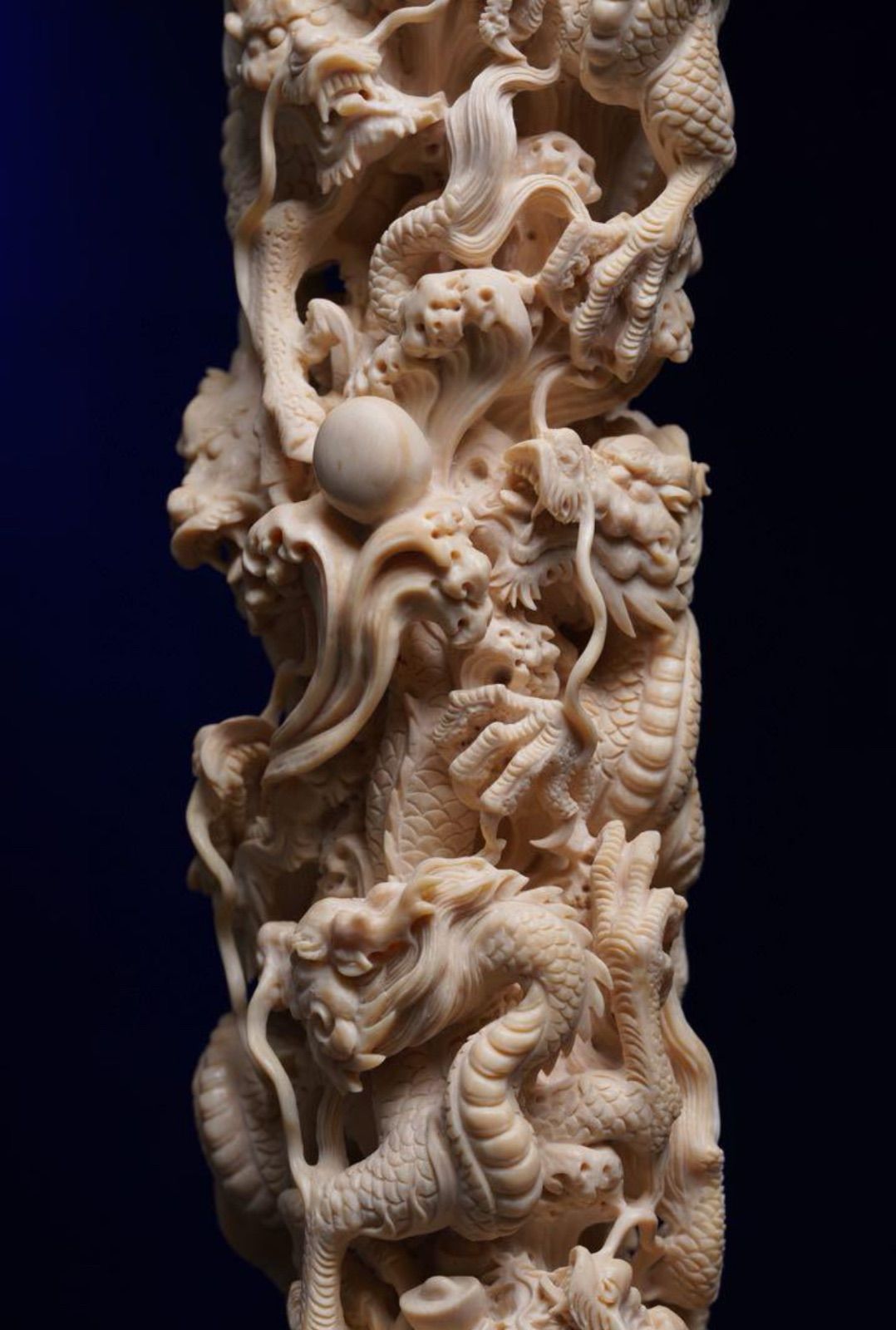 天然マンモス牙美しい手作り彫刻至尊九龍戯珠 置物 天然マンモス牙美しい手作り彫刻至尊九龍戯珠 置物 天然マンモス牙