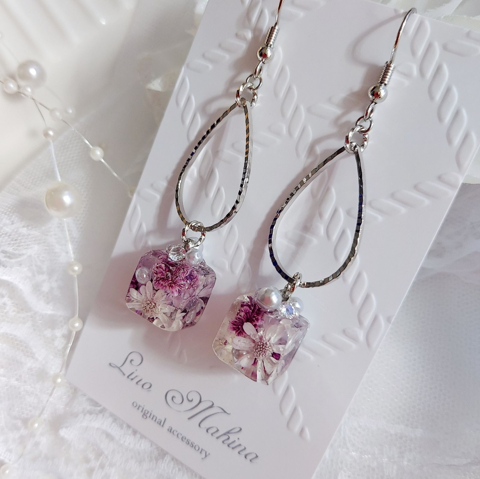 水中花 jewelryboxPurple 優雅なお花の宝石箱 イヤリング/ピアス - メルカリShops