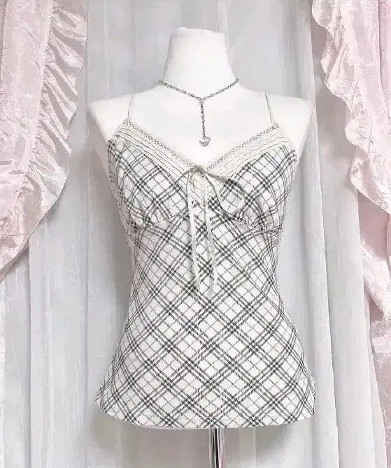 バーバリーブルーレーベル ノースリーブ トップス リボン付き ノバ