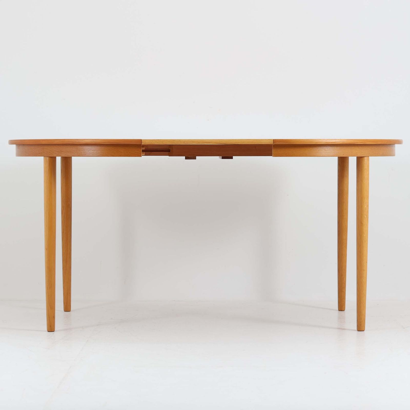 Farstrup Mobler 円形エクステンションダイニングテーブル オーク 直径110cm デンマーク製 北欧ビンテージ家具 DK18660