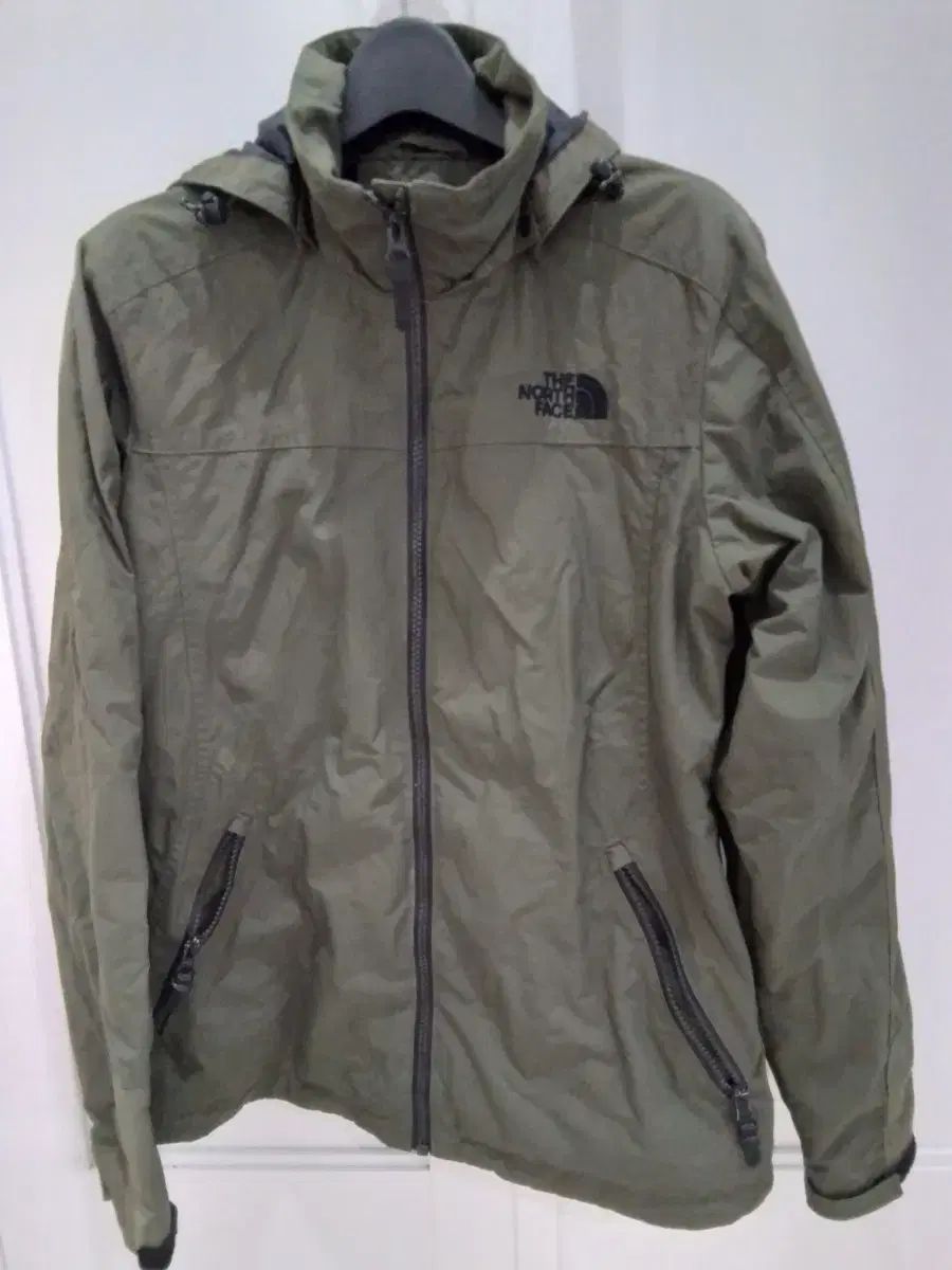 THE NORTH FACE(ザ・ノース・フェイス) ウィンドブレーカー