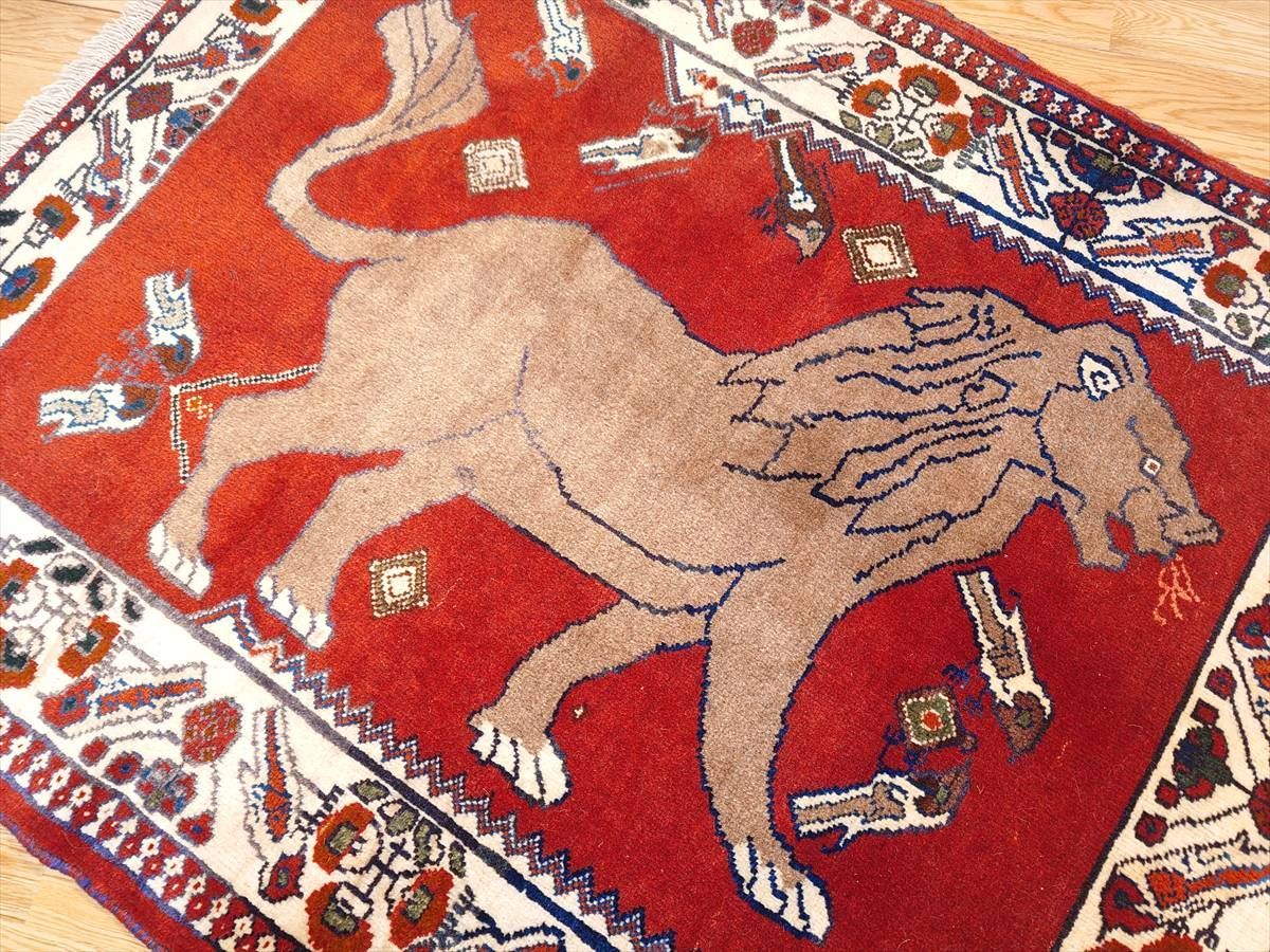 ペルシャ ギャッベ アマレバフト ラグ 115x95cm ライオンギャッベ 赤色 PS8774 MARWIL-DEMENAGEMENTS_CH