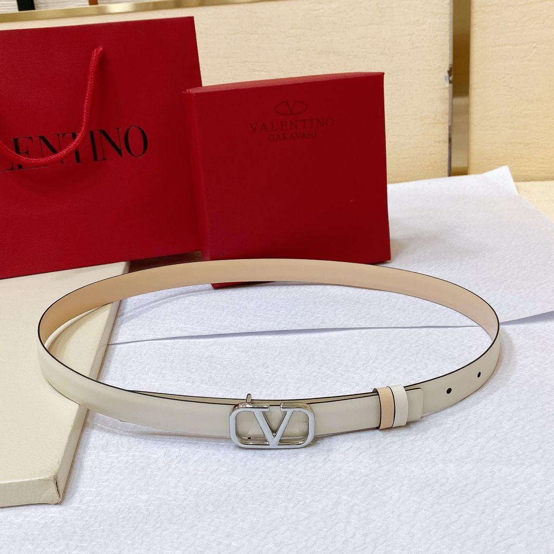 送料込/関税込■VALENTINO GARAVANI■VLogo レザーベルト 0400021271195_GOLDBLACK?wid=