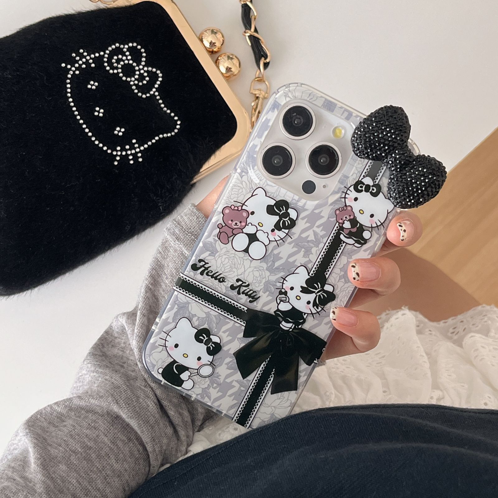 hellokitty  iphoneケース  ハローキティ  リボン付き スマホケース  iphone15proケース  phone14ケース iPhone13promaxケース