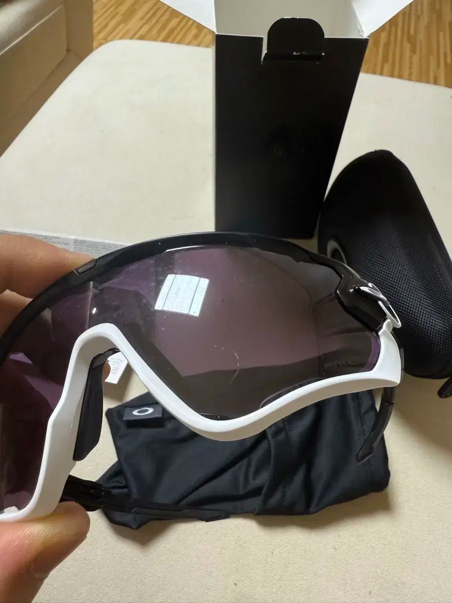 オークリー ジョーブレーカー ブラック|ホワイト サングラス