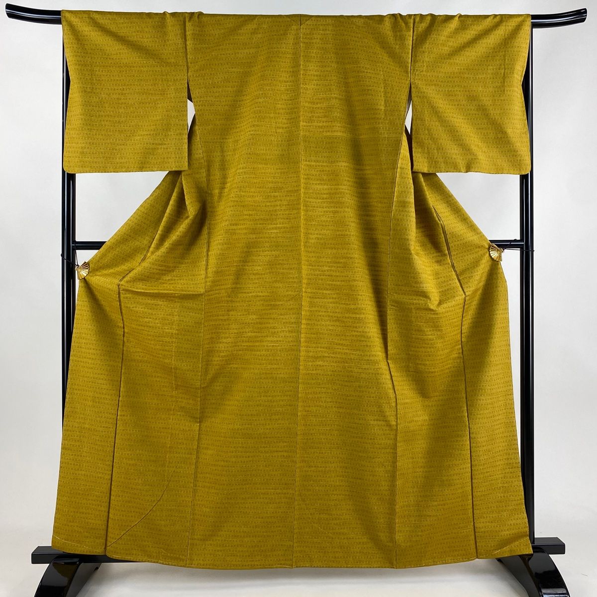 紬 身丈163cm 裄丈68cm L 袷 縦縞 花 山吹色 正絹 名品