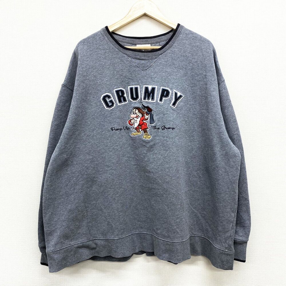 ディズニー WALT DISNEY World プルオーバー スウェット シャツ トレーナー GRUMPY おこりんぼ 刺繍 ワッペン サイズ：XXXL グレー×ブラック
