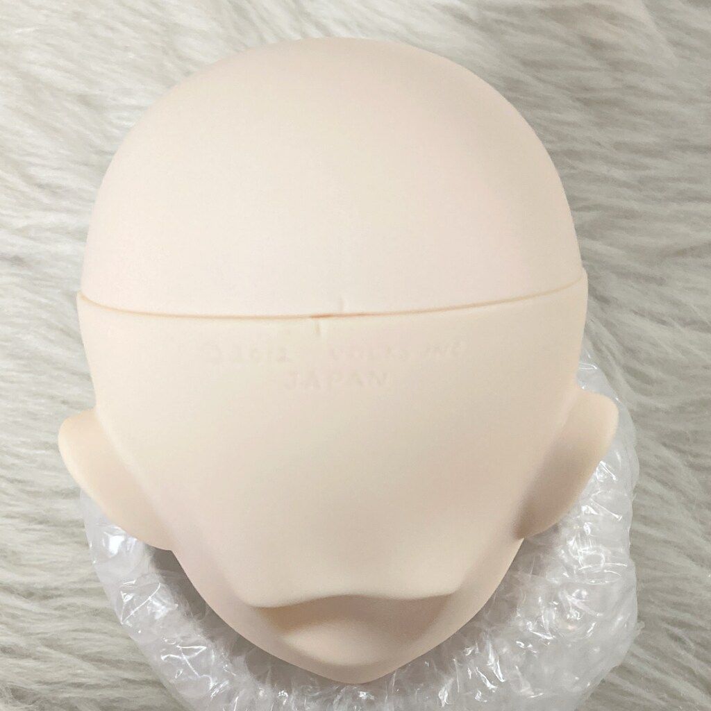 セミホワイト肌