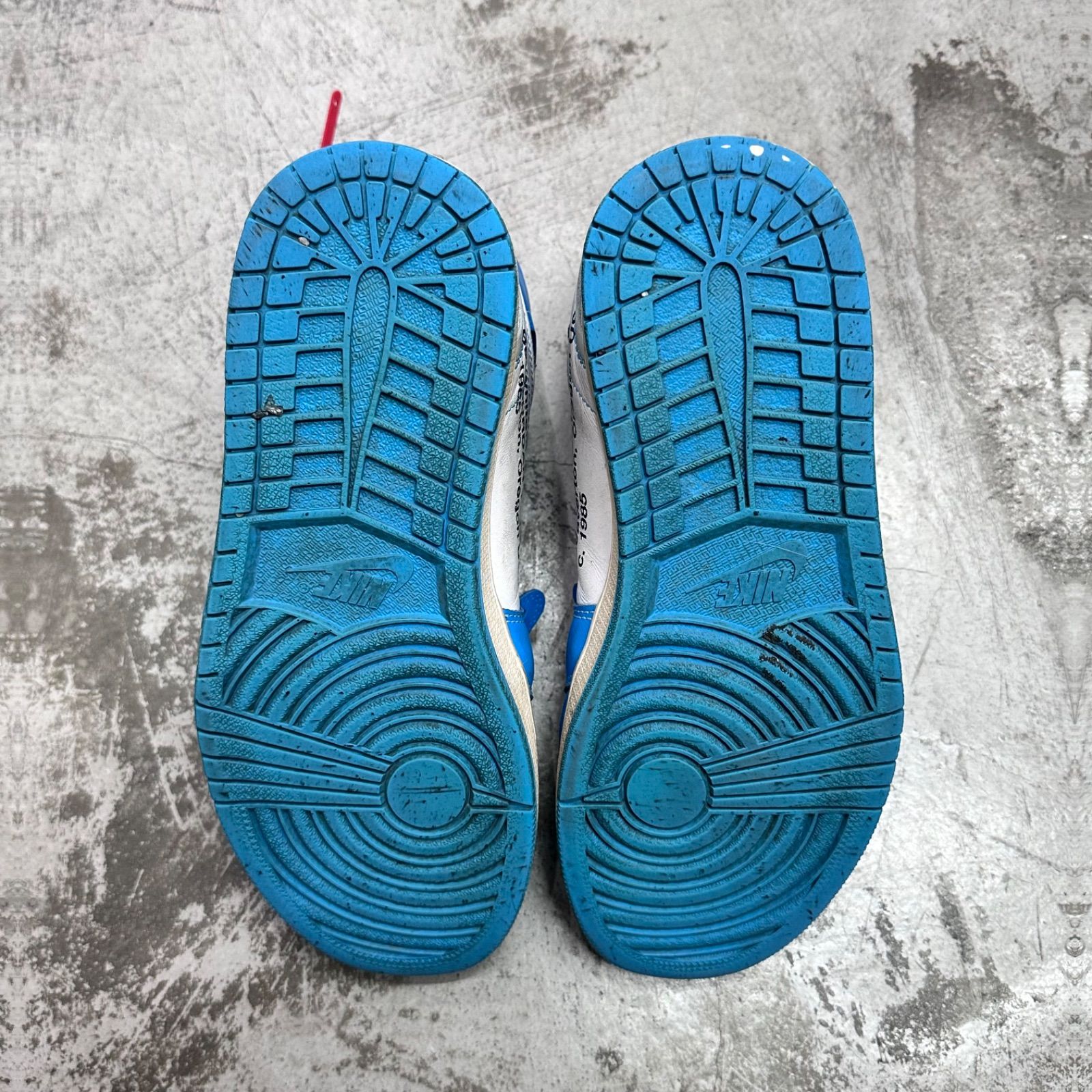 安心鑑定Off-White × Nike Air Jordan 1 UNC 安心鑑定Off-White × Nike Air Jordan 1 UNC