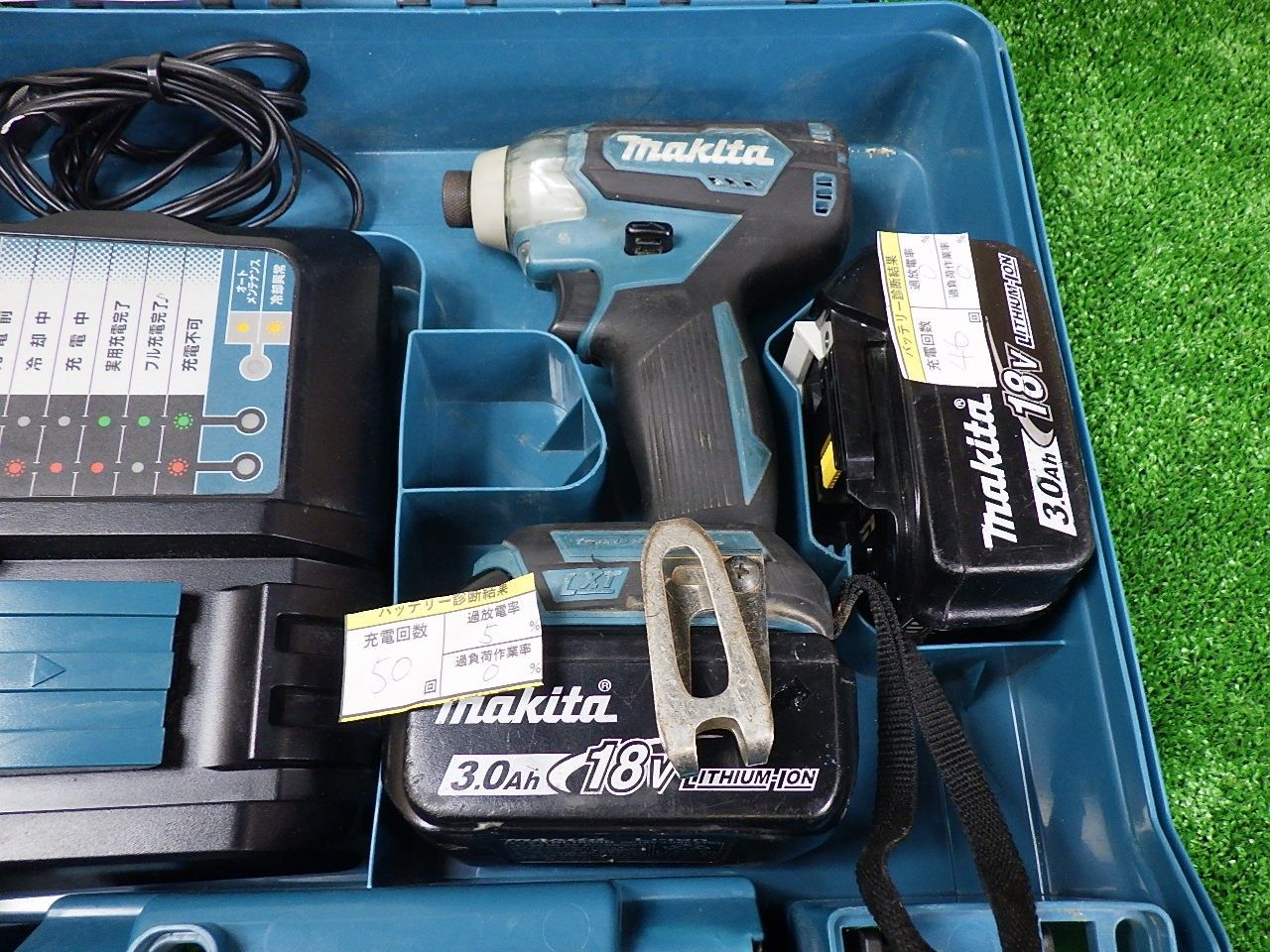 住宅街での作業に マキタ TD155DRFX フルセット 3.0Ahバッテリ×2 充電器DC18RF ケース付 青 品