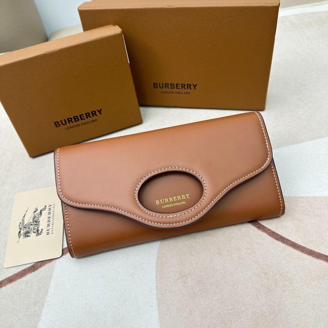 BURBERRY バーバリー レザー 長財布 新品未使用品 - メルカリ