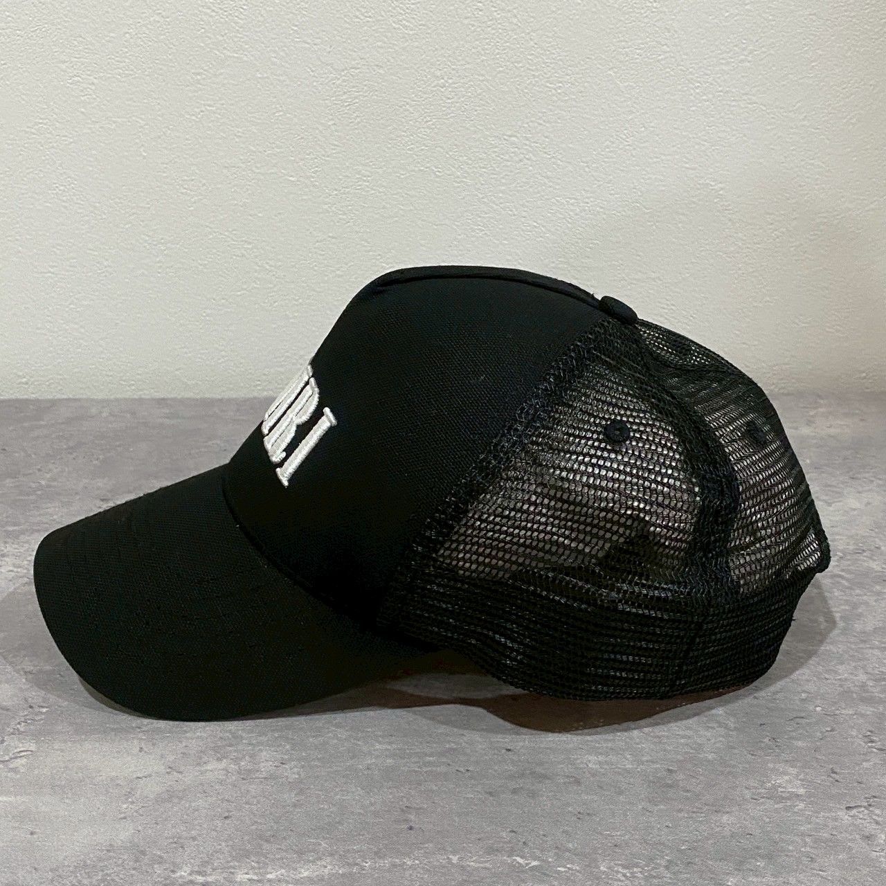 AMIRI』アミリ ロゴ刺繍メッシュキャップ - メルカリ
