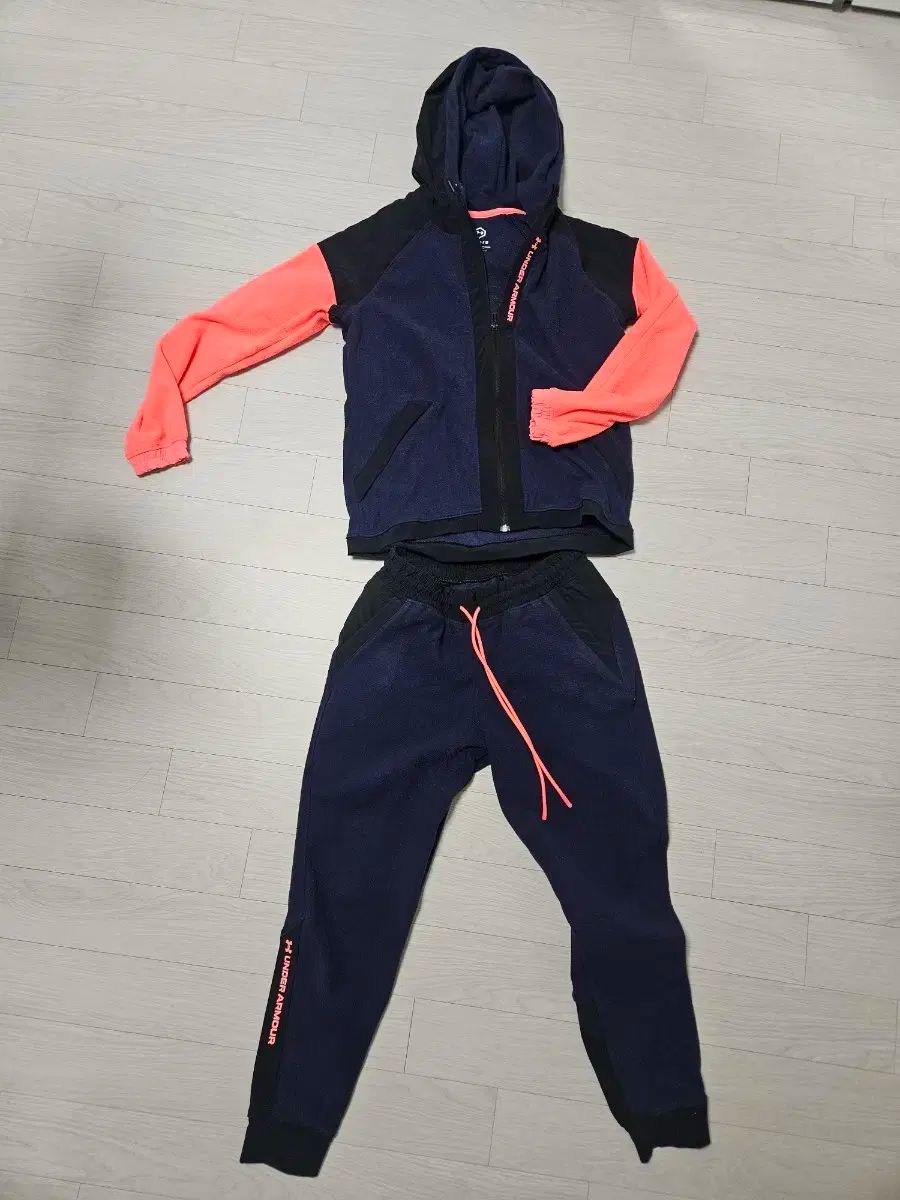 アンダーアーマー UA RUSH フリース セットアップ